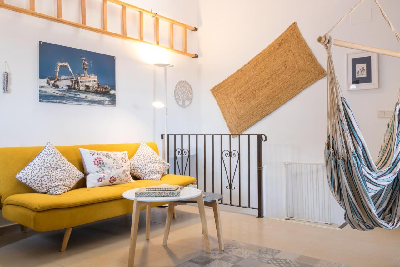 La Vila Feliz, Gemuetliche Private Duplex-Ferienwohnung Im Typischen Fischerhaus Mit Fantastischem Meerblick Villajoyosa Bagian luar foto